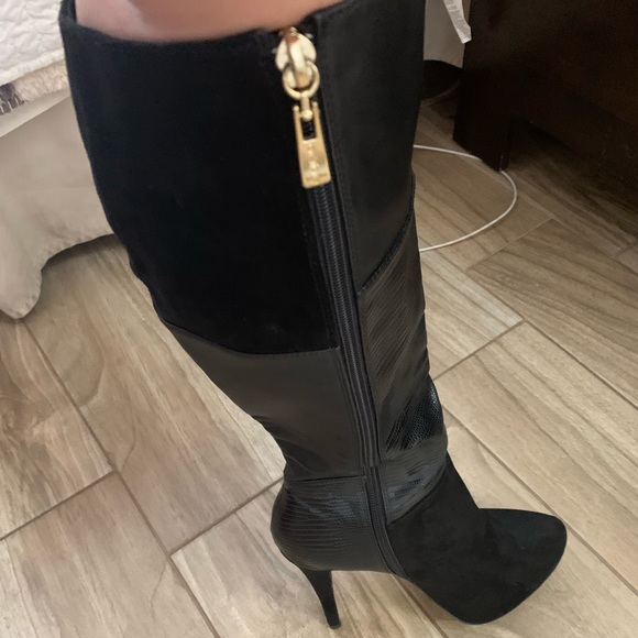 Use one time only very nice for any occasion. - Picture 2 of 3